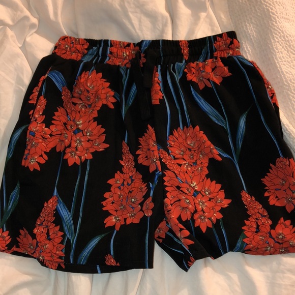 Floral fashion nova two piece vacation set - Picture 2 of 5